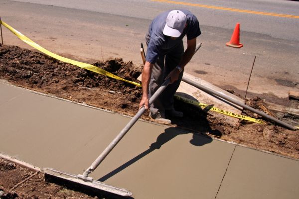 Cost of Sidewalk Pouring in Michigan City